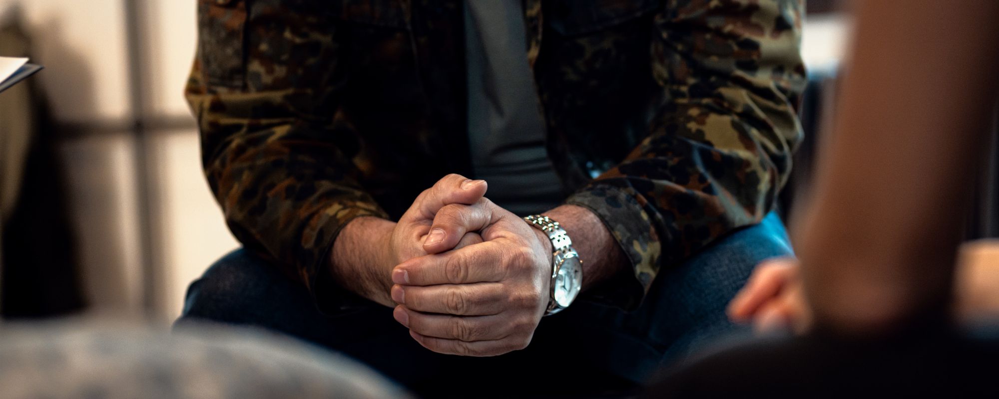 Brainspotting vs EMDR: Which Therapy is Right for Trauma Healing?