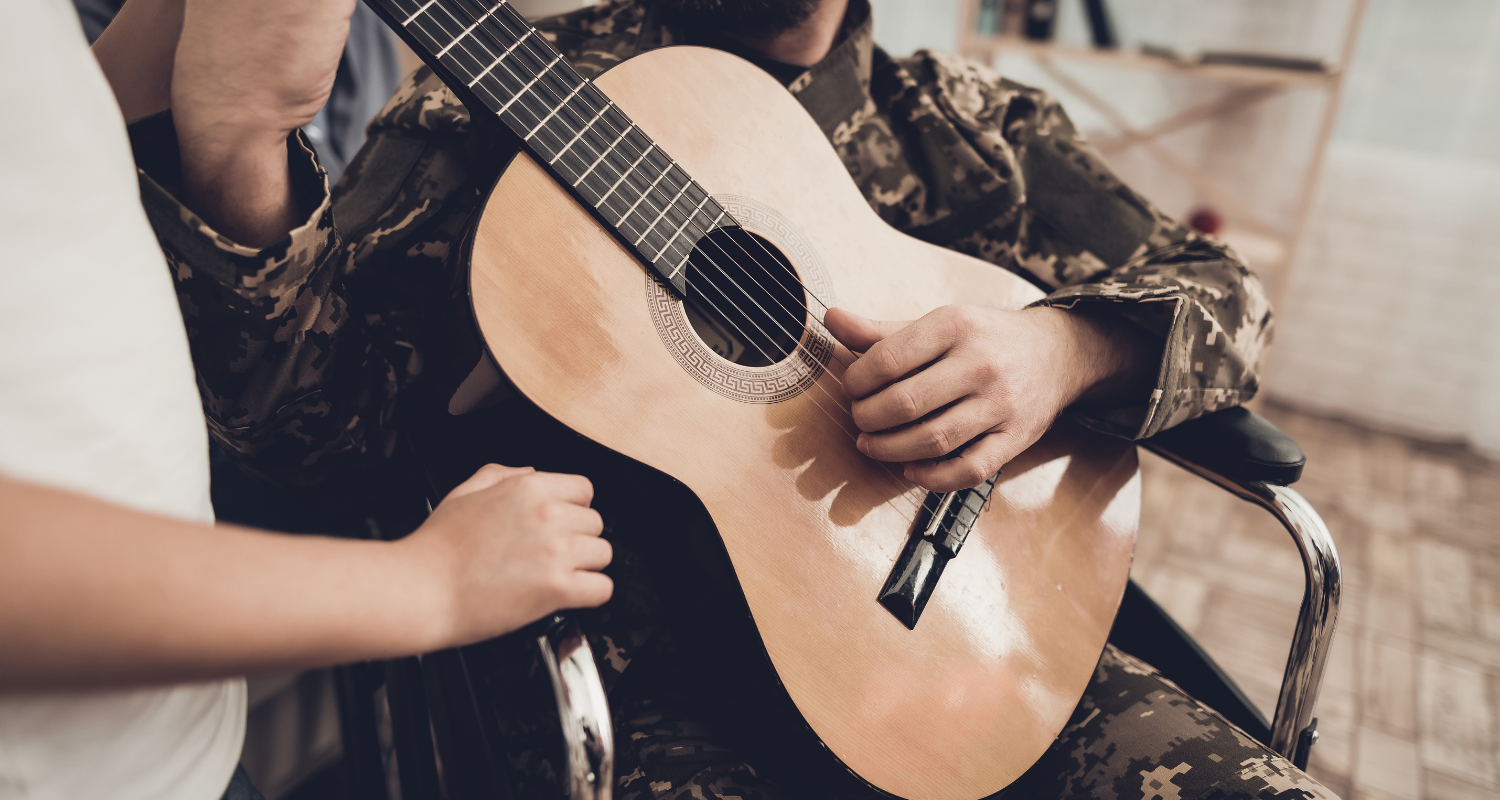 expressive arts therapy, music therapy